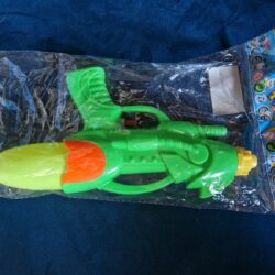 Waterpistool met tank